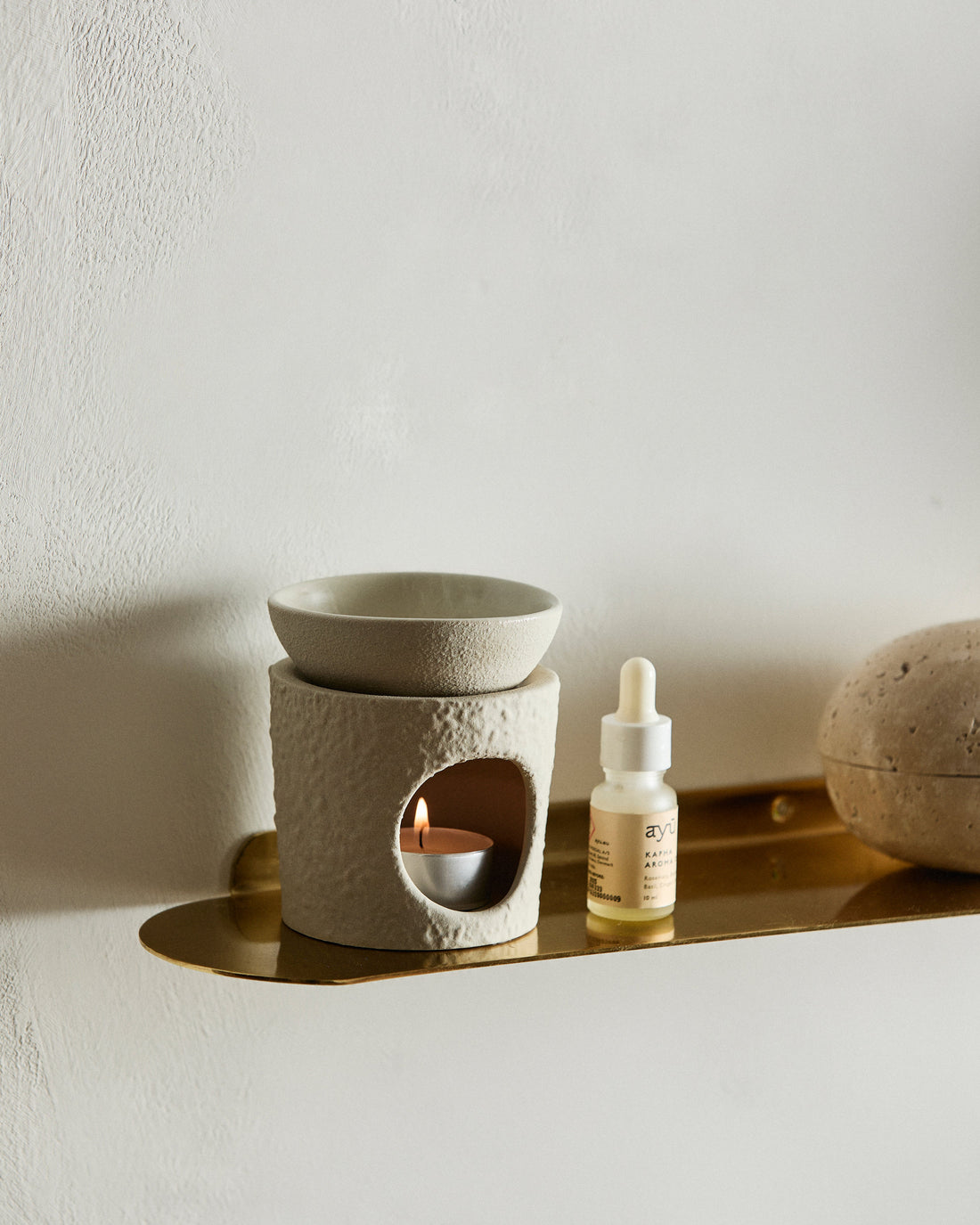 Aroma brænder, keramisk
Råhvid
https://dk.ayu.eu/collections/accessories/products/ayu-aroma-braender-keramisk-rahvid