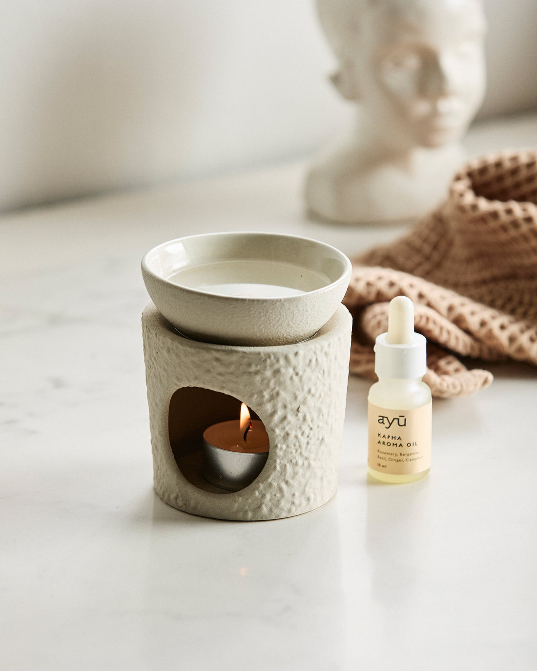 Aroma brænder, keramisk
Råhvid
https://dk.ayu.eu/collections/accessories/products/ayu-aroma-braender-keramisk-rahvid