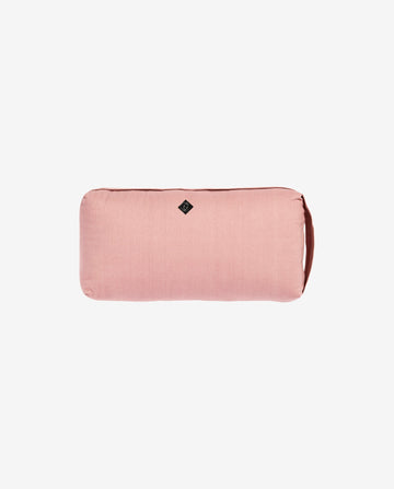 Meditationshynde  - Rosa
https://dk.ayu.eu/collections/yoga-og-meditationshynde-optimal-stotte-og-komfort/products/yoga-og-meditationspude-40x20-cm-rosa